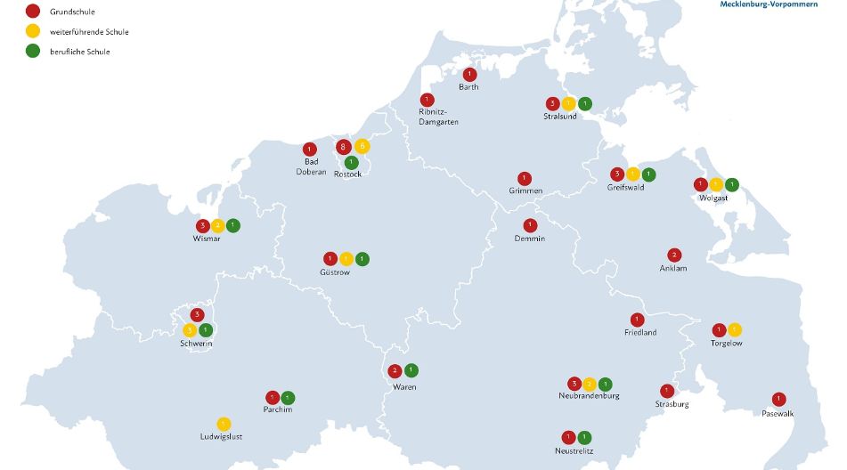 Eine Karte von Mecklenburg-Vorpommern mit den Standorten der Startchancen-Schulen